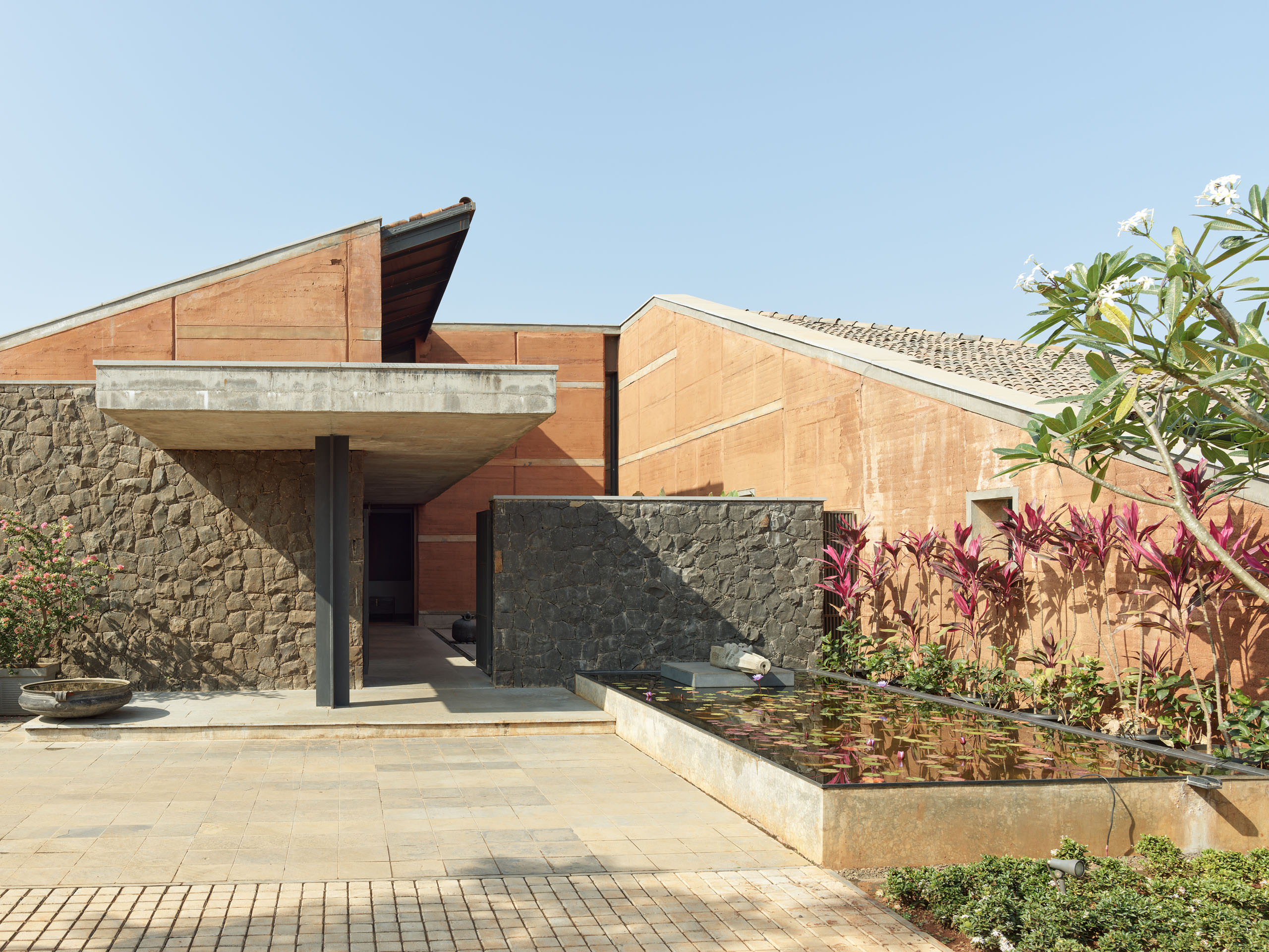 ahp0132 · Opolis · House in Kamshet